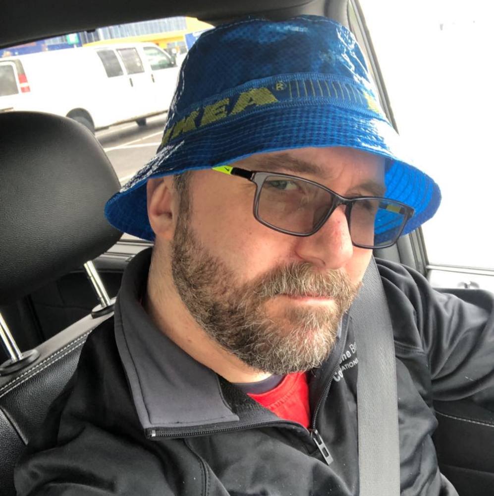 Meet your Posher, Martin